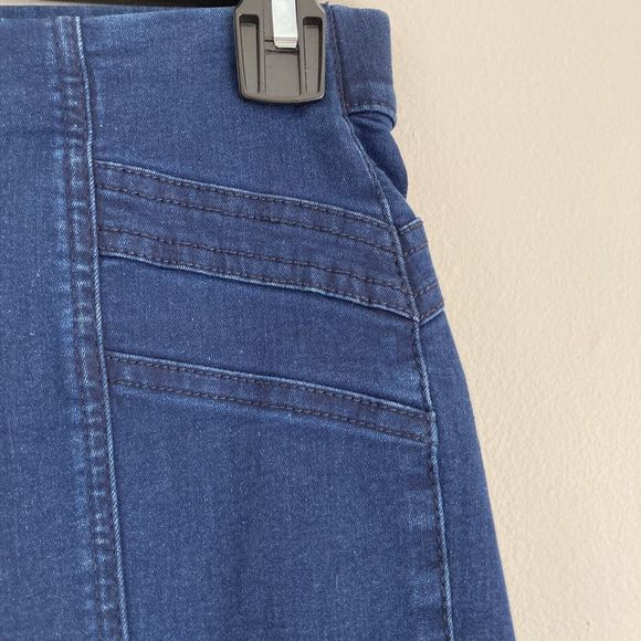 We The Free Pull On Super Skinny Stretch Dark Wash Denim Jeans Slimming Size 27 - Picture 3 of 9